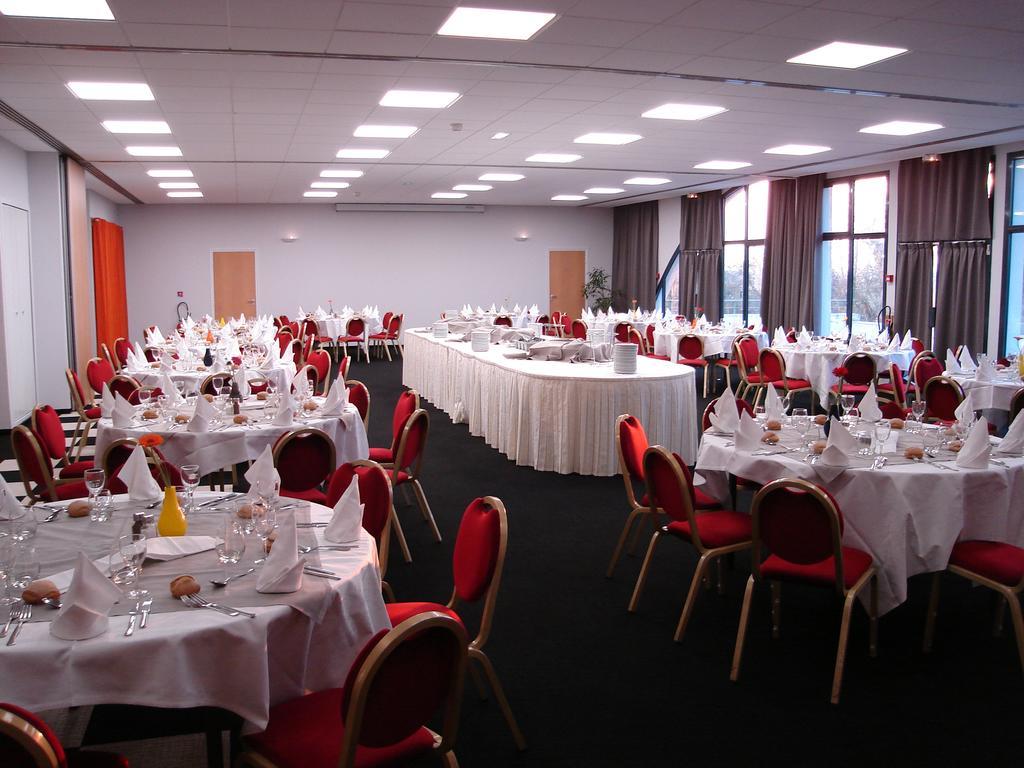 Hotel Le Paddock Magny-Cours Luaran gambar
