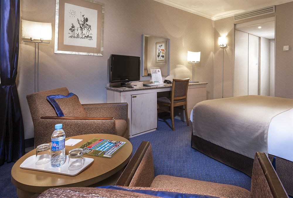 Hotel Le Paddock Magny-Cours Luaran gambar