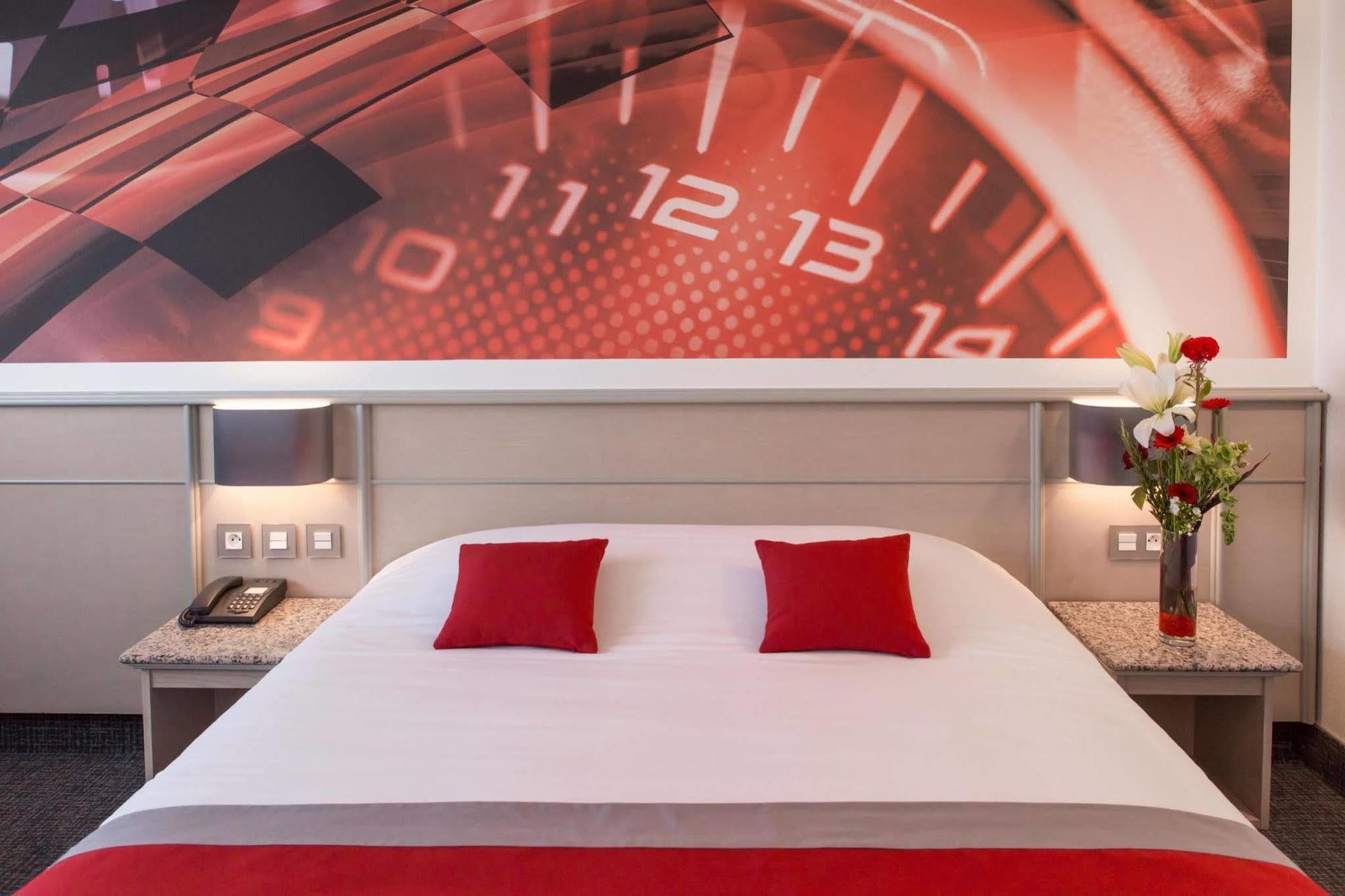 Hotel Le Paddock Magny-Cours Luaran gambar